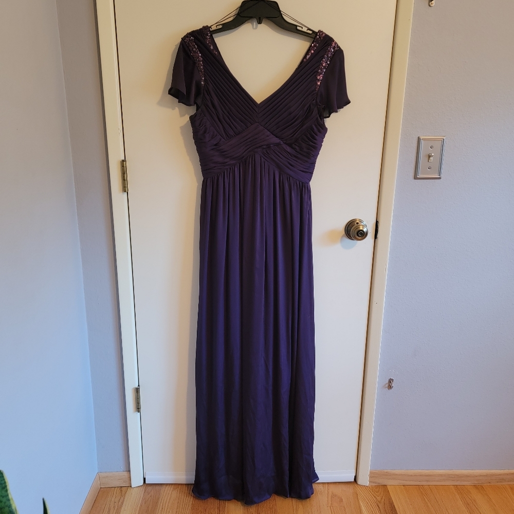 Adrianna Papell Purple Beaded Formal Gown Dress, Size 8P, EUC